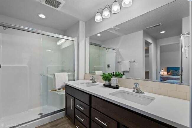 Foto del edificio - 7368 W 25th Ave