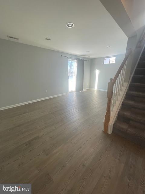 Building Photo - 19 Sir Thomas Ln