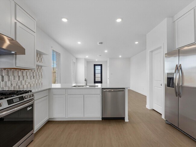 Building Photo - 29522 Barnview Dr