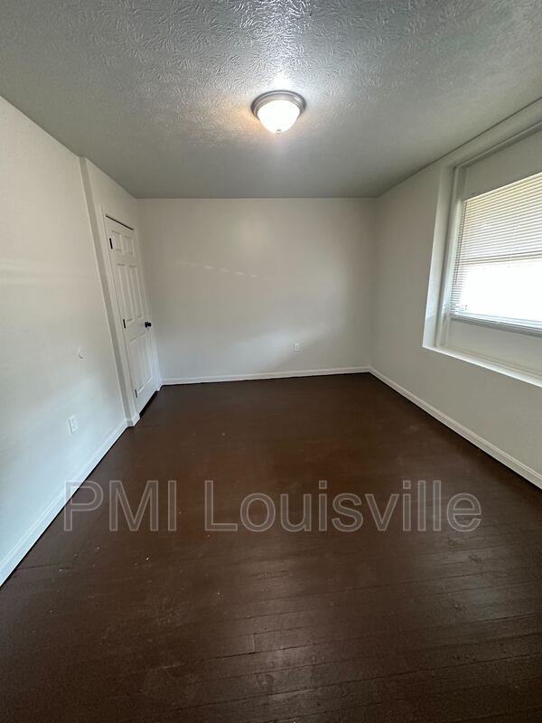 Building Photo - 1310 Olive St