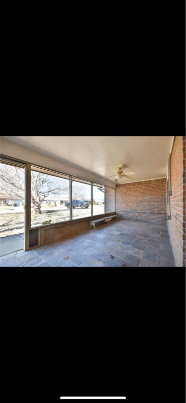 Foto del edificio - 606 W Ridge Dr