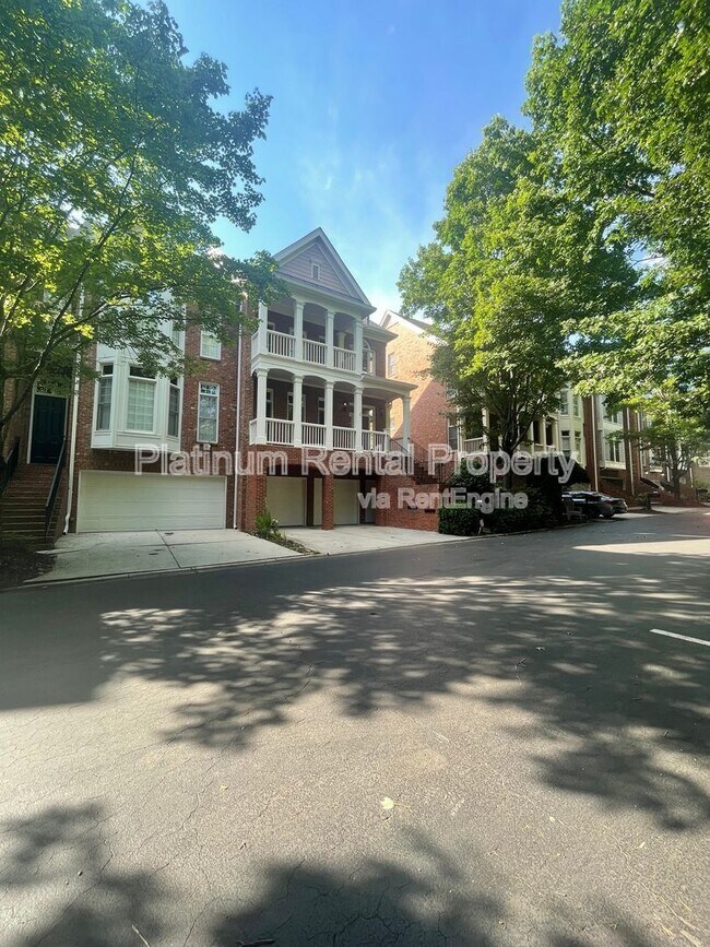 Foto del edificio - 1460 Wembley Ct NE