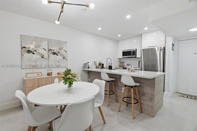 Foto del edificio - 9227 SW 87th Ave