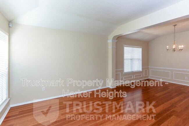 Foto del edificio - 2115 Wickiup Trail