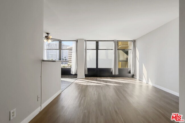 Foto del edificio - 100 Atlantic Ave