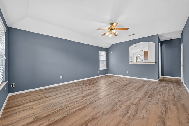 Foto del edificio - 7218 Fox Hall Ln