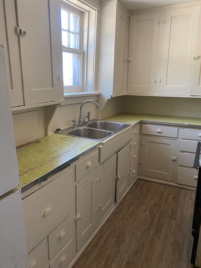 Foto del edificio - 714 N 15th St