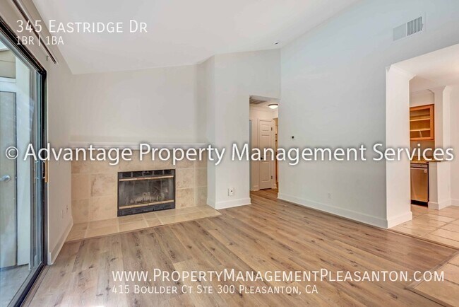 Foto del edificio - 345 Eastridge Dr