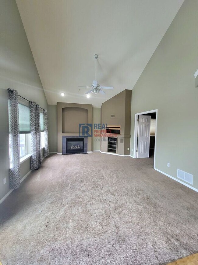 Building Photo - 8408 Blackgum St