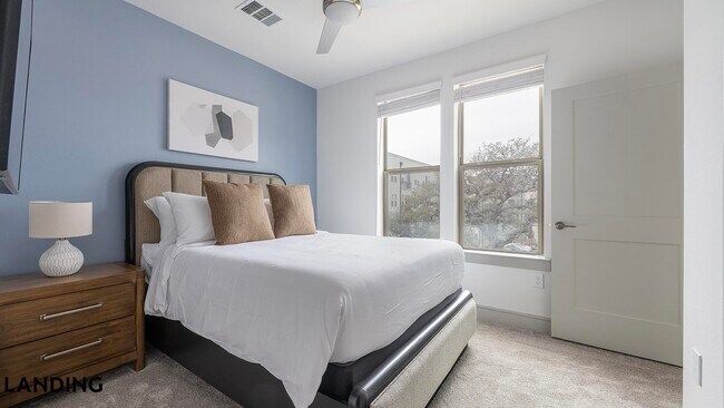Foto del edificio - 3100 Scofield Ridge Pkwy