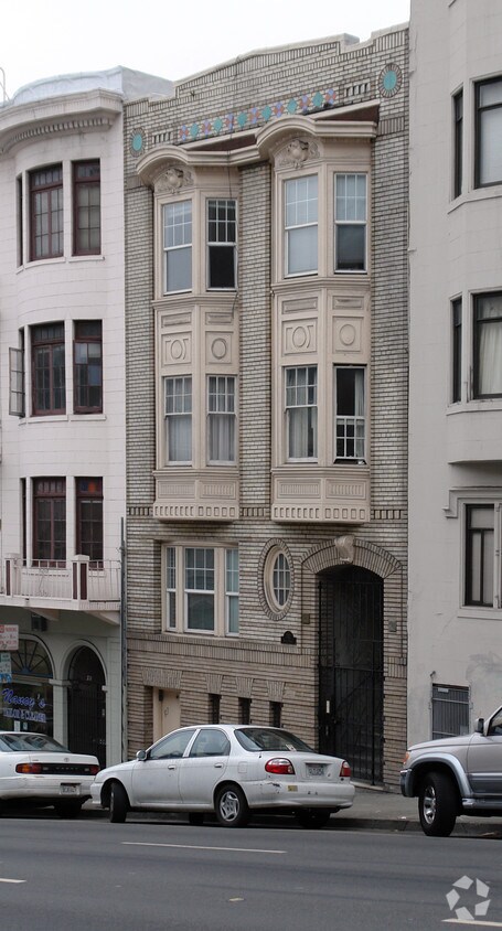 Building Photo - 717 Hyde St