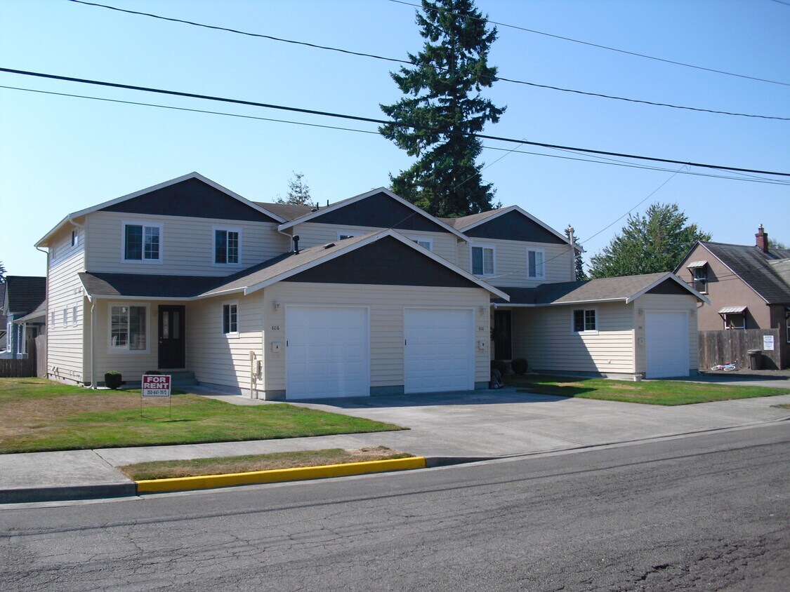 Primary Photo - 808 W Main