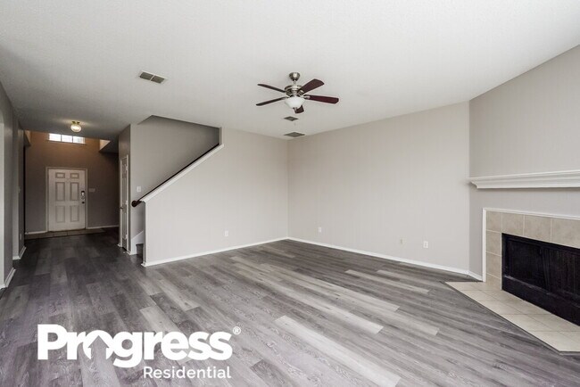 Building Photo - 2104 Aster Trail