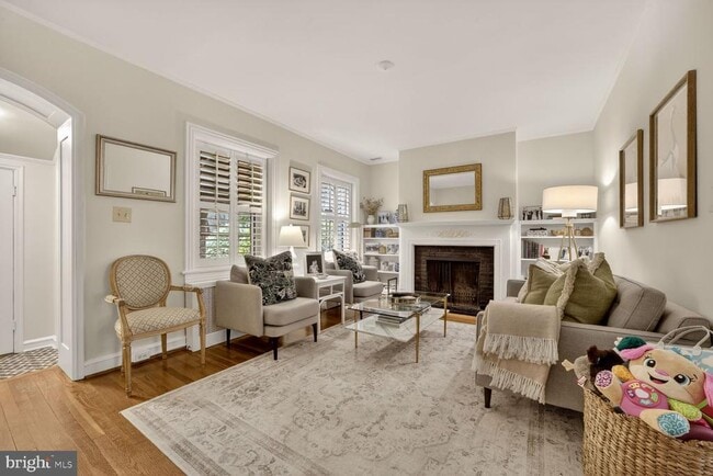 Building Photo - 1605 44th St NW