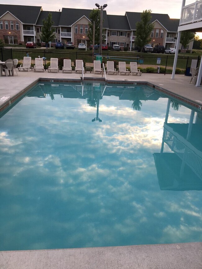 Foto del edificio - Honey Creek Apartments