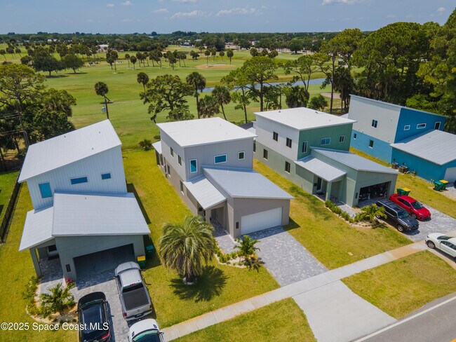 Foto del edificio - 2148 Country Club Rd