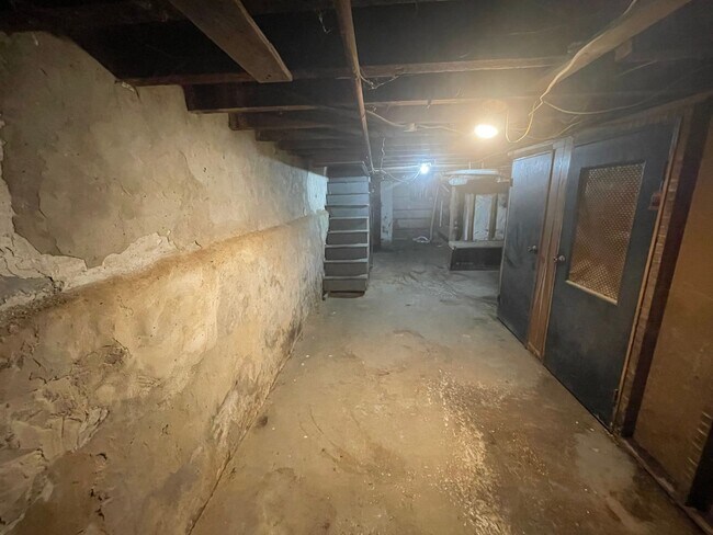Building Photo - Charming 3BR House in Philadelphia