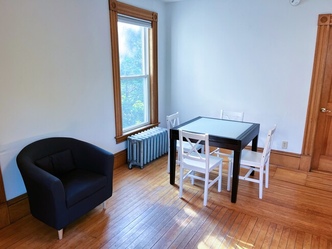 Building Photo - 156 Fairview Ter