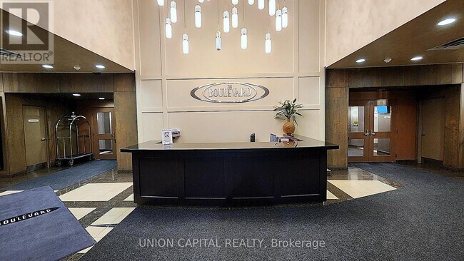 Building Photo - 188 Doris Ave