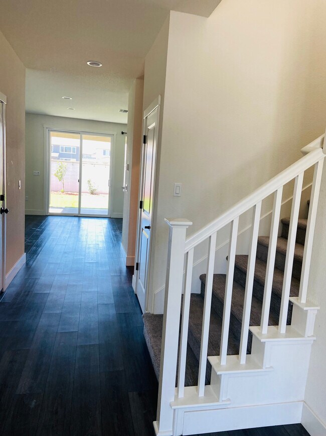 Building Photo - 2710 Lockborne Ct