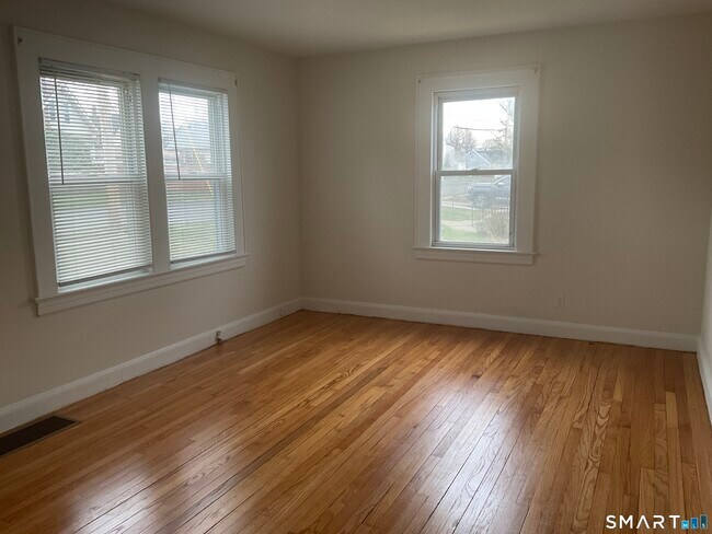 Foto del edificio - 340 Knowlton St
