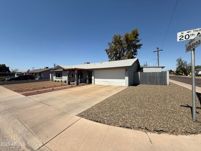 Foto del edificio - 11622 N 20th Ave