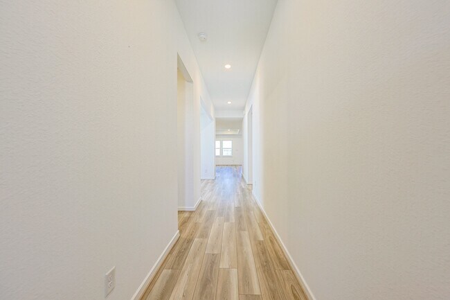 Foto del edificio - 21510 Banpo Bend Dr