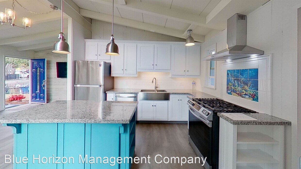Foto principal - 3 br, 2 bath House - 312 Palisades Dr