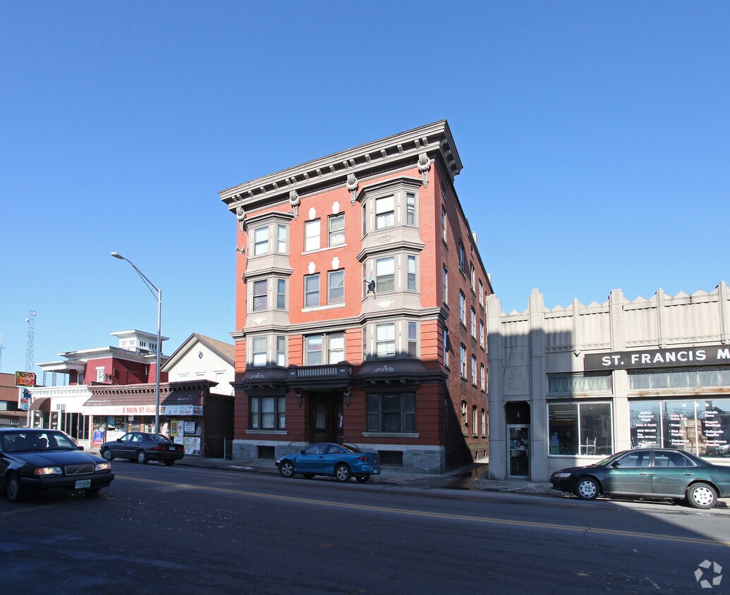 327329 E Main St, Waterbury, CT 06702 Apartments in Waterbury, CT