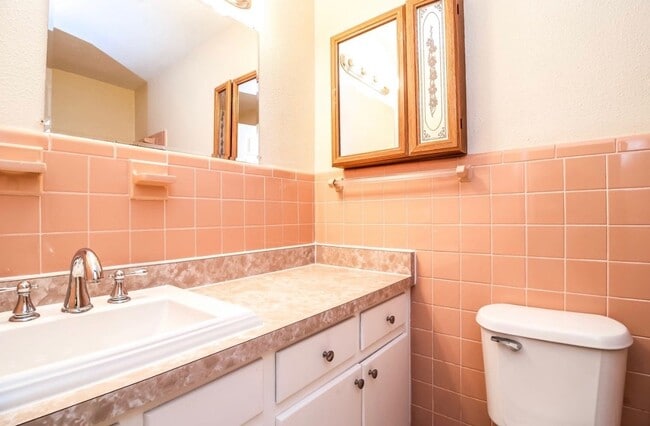 Foto del edificio - 2313 Dunbury Ct