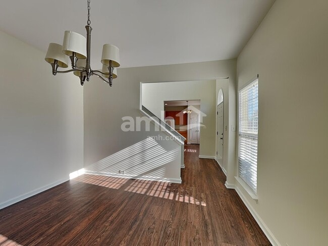 Foto del edificio - 5045 Prosperity Ridge Rd