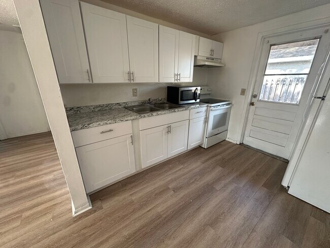 Foto del edificio - 2225 E 133rd Ave