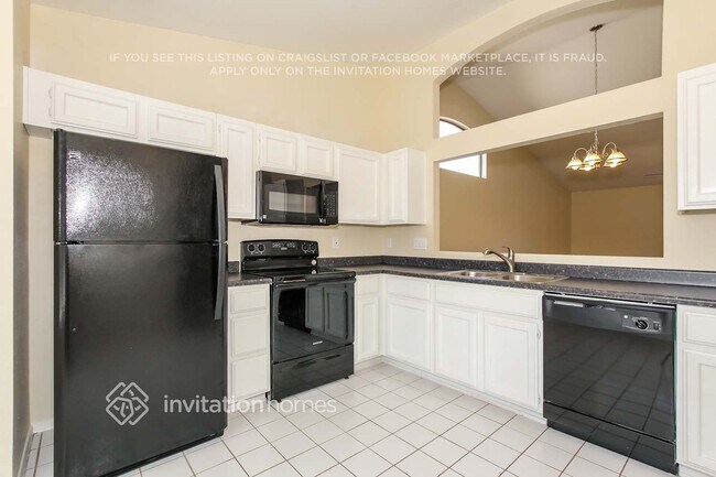 Foto del edificio - 11341 W Ruth Ave