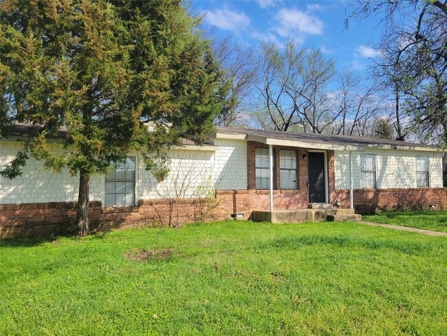 Photo - 1552 Cheyenne Rd House