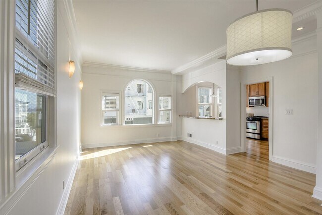 Foto del edificio - 1065 Montgomery St