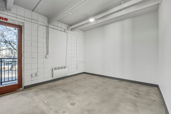 Photo - 415 S Weber St Townhome