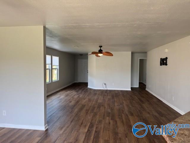 Building Photo - 15261 Tyler Mill Dr