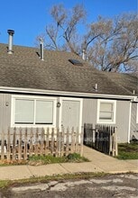 Building Photo - 1901 E 23rd St