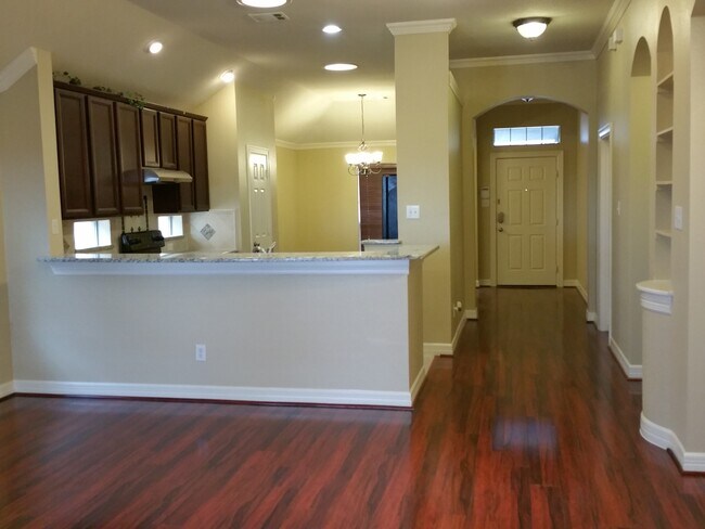 Building Photo - 4537 Worchester Ln