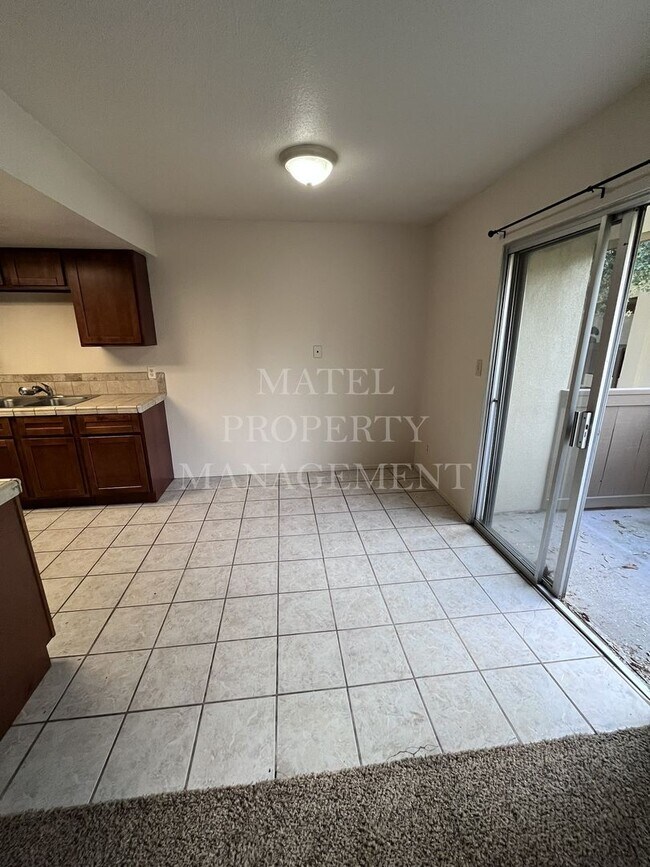 Foto del edificio - COLO370