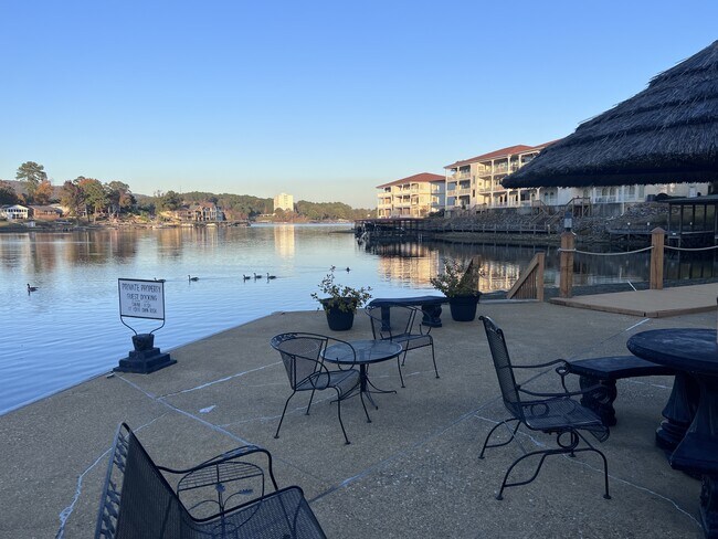 Foto del edificio - 1412 Airport B11 - B11