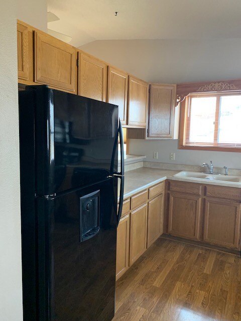 Foto del edificio - 3921 Hampton Ct