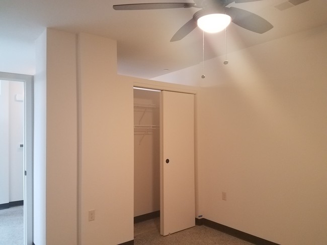 Large bedrooms with nice sized closets - Exchange @ 104