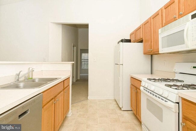 Building Photo - 8702 Natures Trail Ct