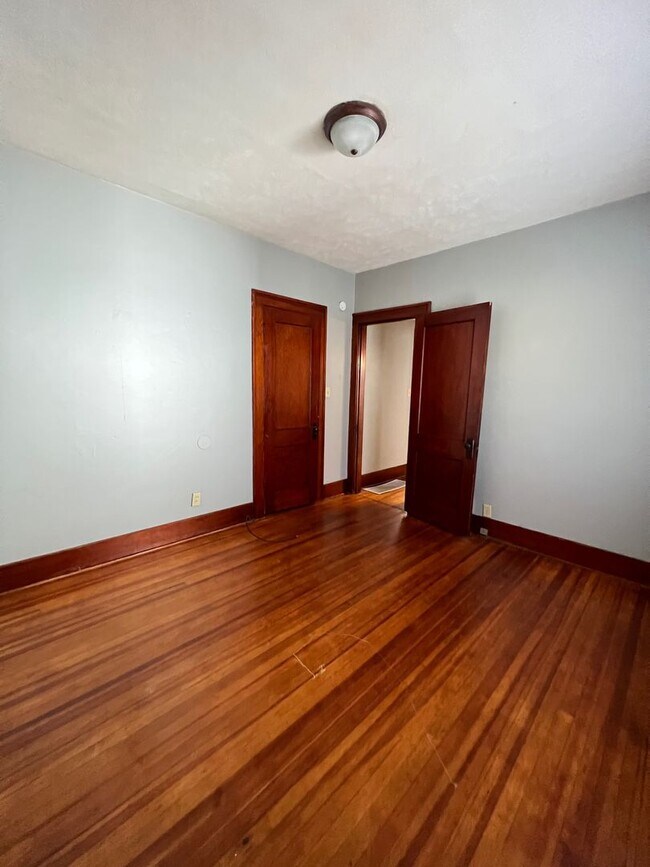 Foto del edificio - 907 Harrison St Council Bluffs, IA 51501