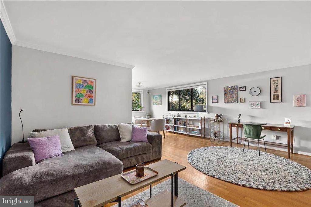 Primary Photo - 2725 39th St NW
