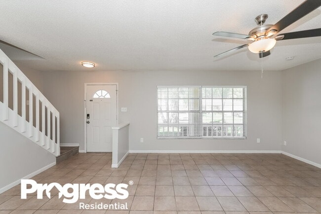 Building Photo - 1515 Crossridge Dr