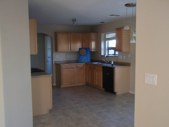 Foto del edificio - Beautiful Canyon Trails Home