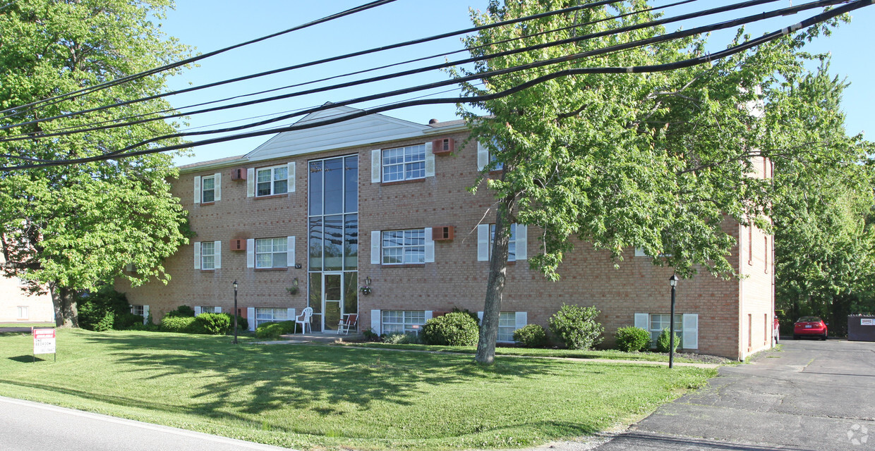 Primary Photo - Clough Pike Apartments