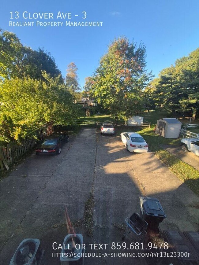 Foto del edificio - 13 Clover Ave